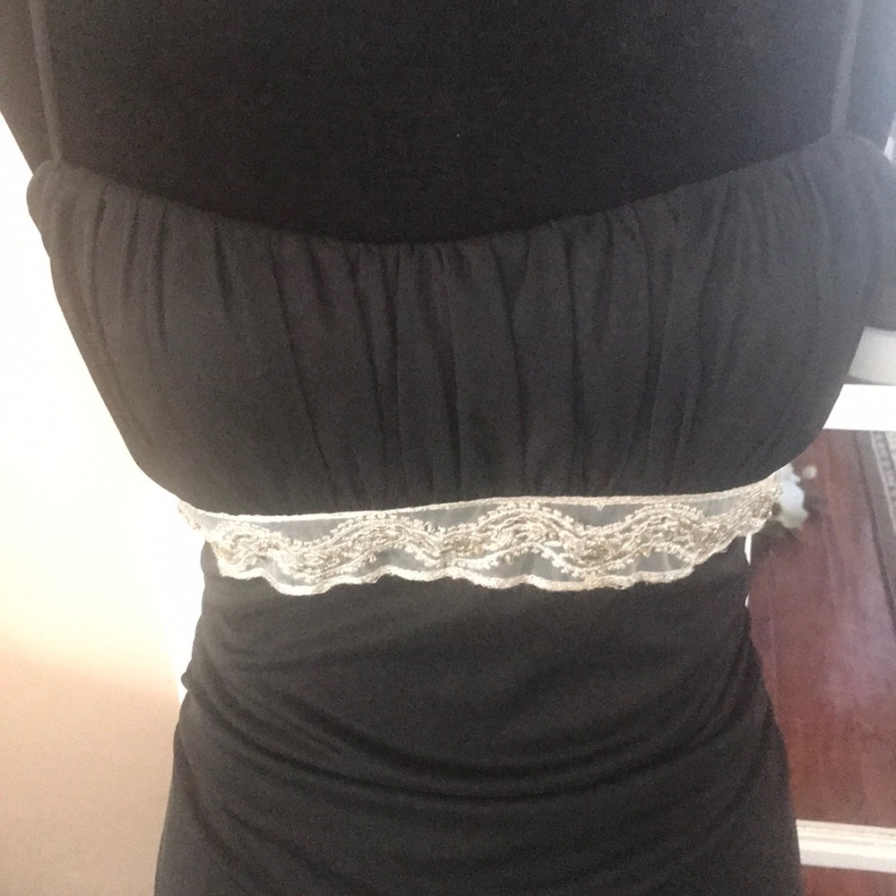 Ruby Rod dress. - Picture 2 of 5